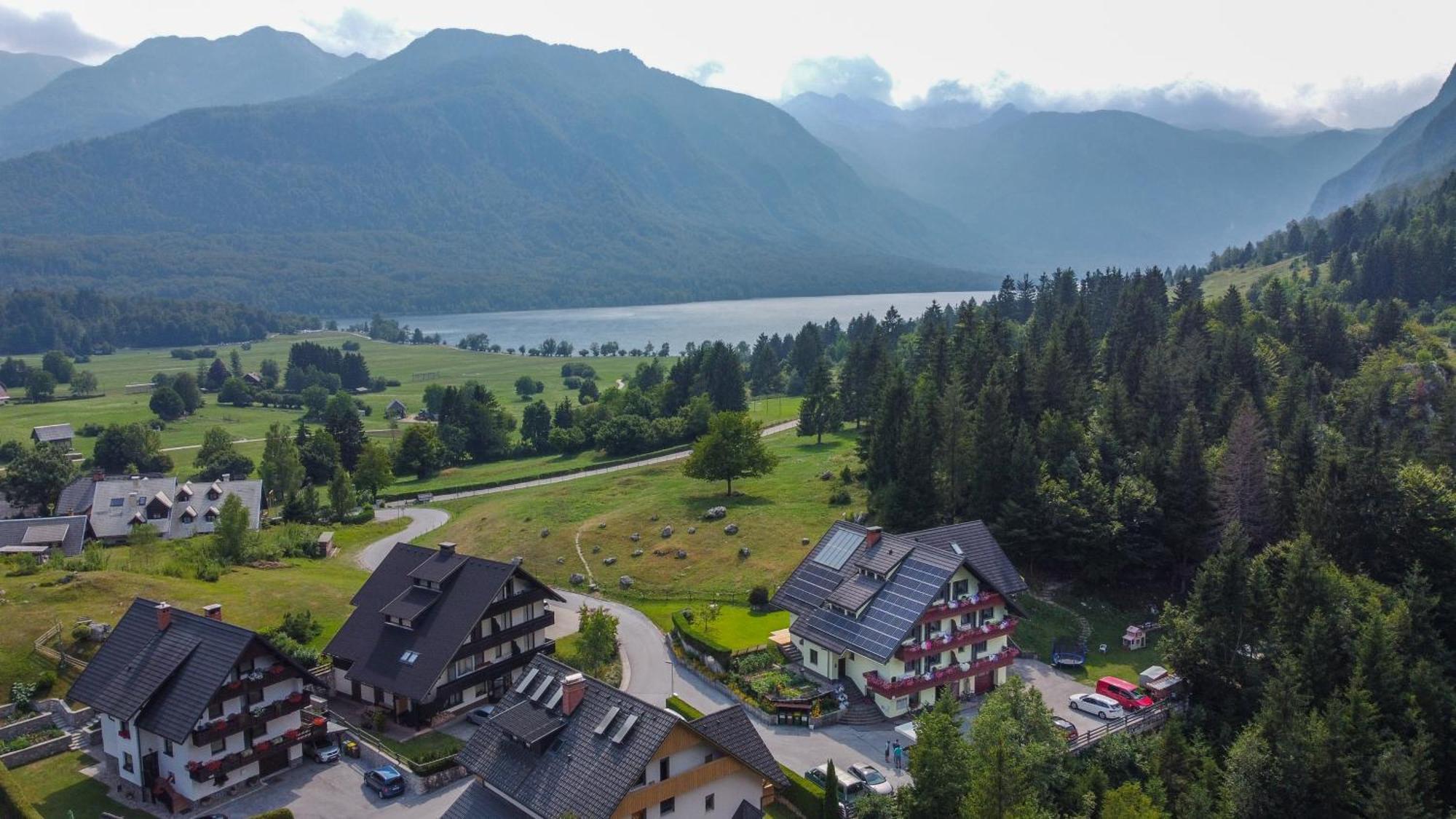 Apartmaji Vesna Apartment Bohinj ภายนอก รูปภาพ