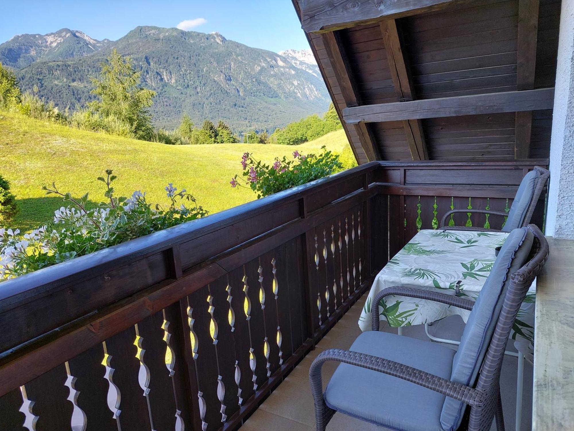 Apartmaji Vesna Apartment Bohinj ภายนอก รูปภาพ